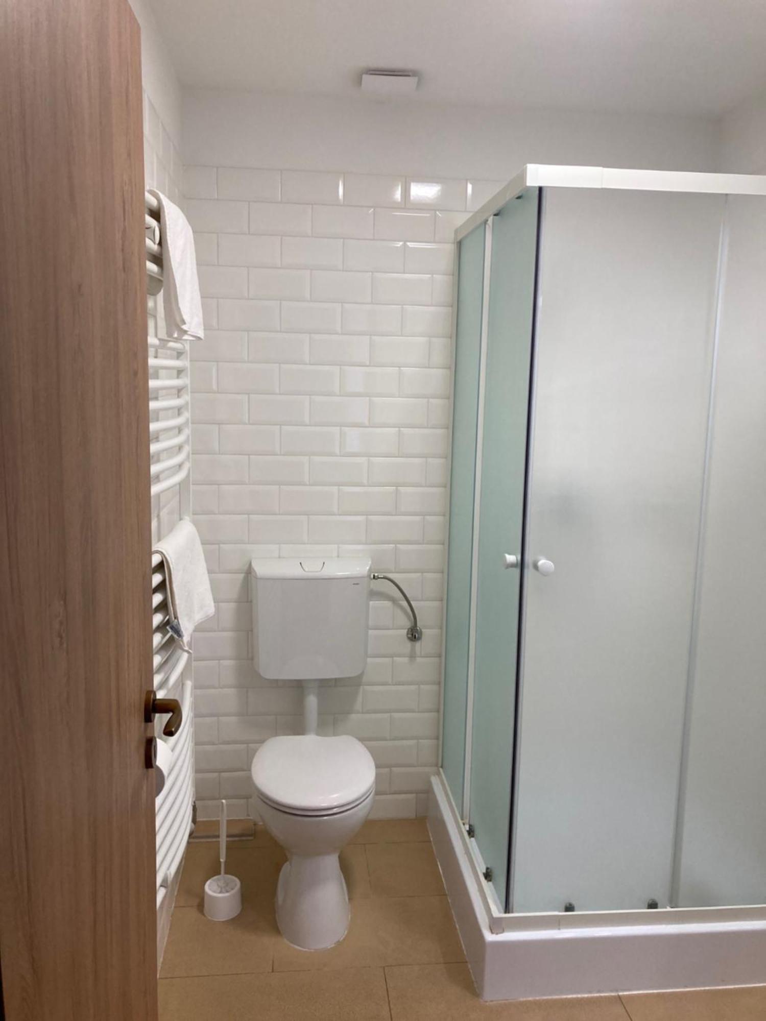 Nautilus Etterem Es Panzio Hotel Dabas Eksteriør billede